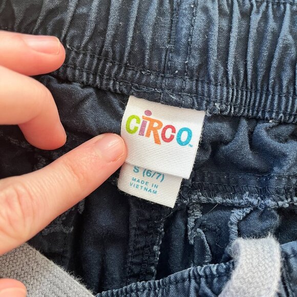 Boys Shirt and Shorts Bundle - S (6-7) - Picture 8 of 8